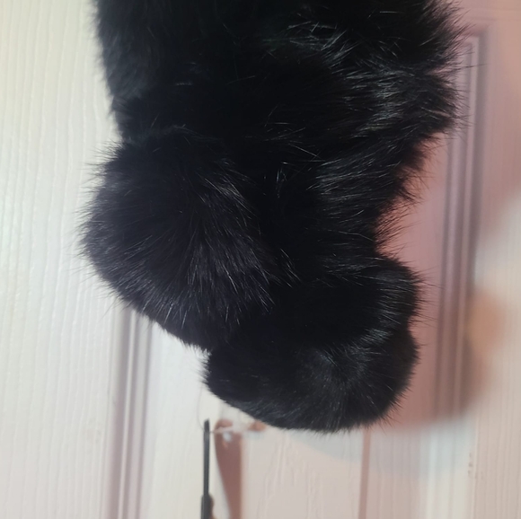 NWT 100% Rabbit Fur Scraf/ Wrap ❤️🌴 - Picture 2 of 5